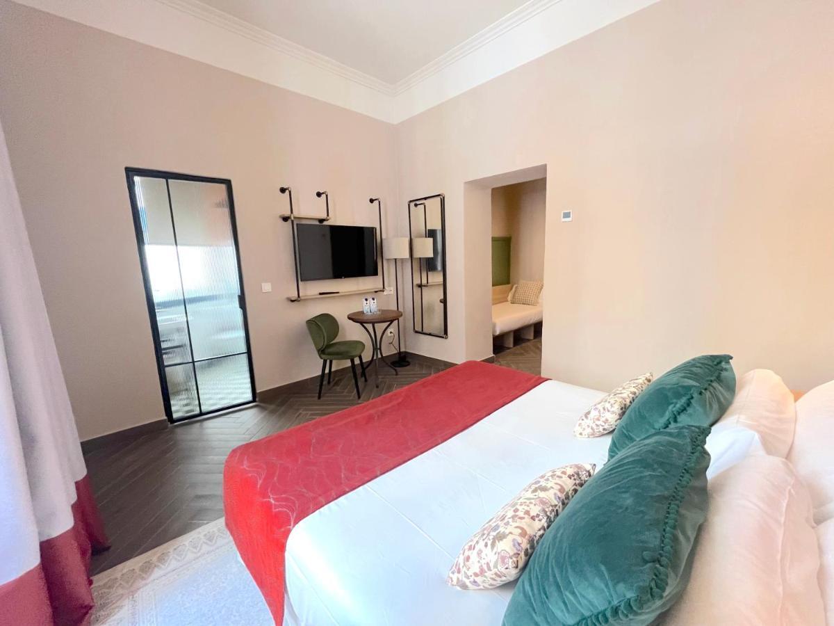 The Honest Hotel & Apartments Sevilla Eksteriør bilde