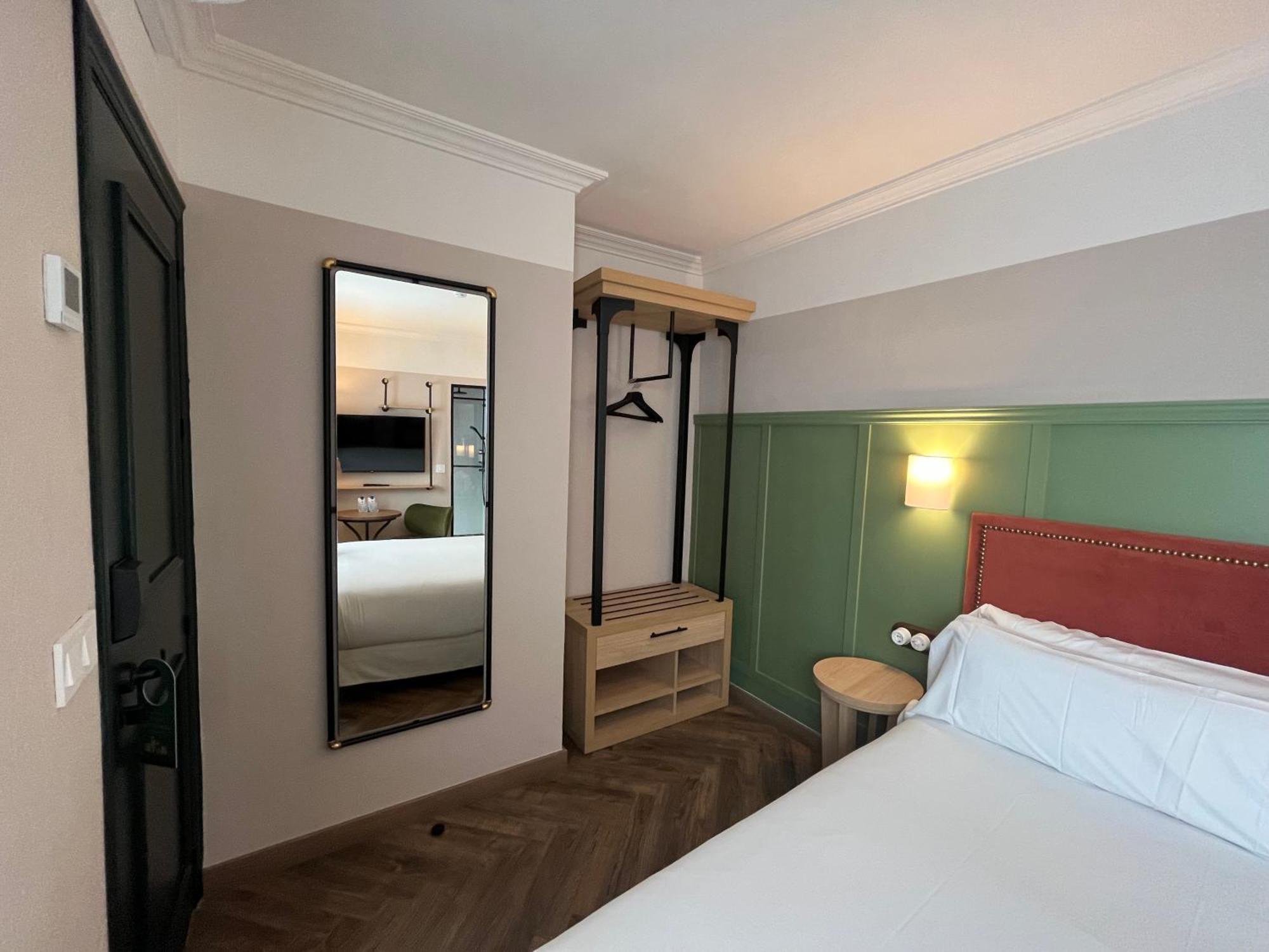 The Honest Hotel & Apartments Sevilla Eksteriør bilde